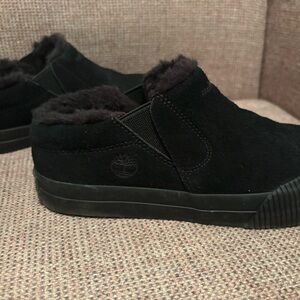 Timberland Black Suede Slip-On Shoes with Fur Collar